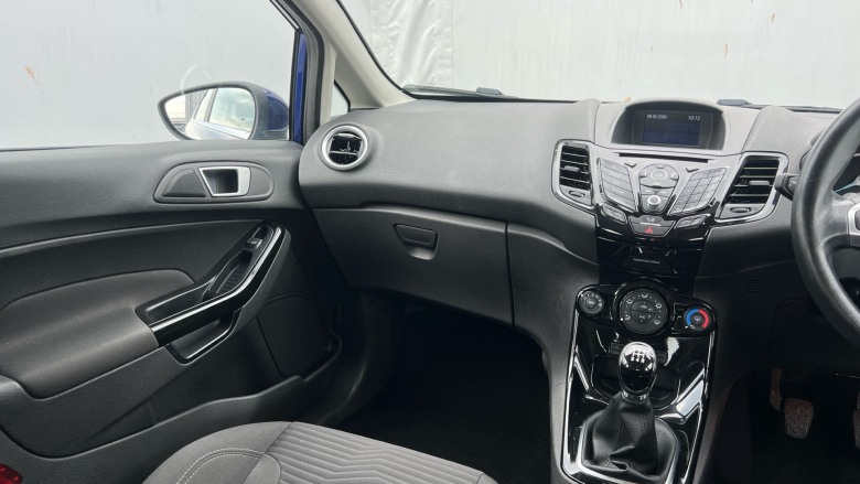 Ford Fiesta 1.25 82 Zetec 5dr Petrol Hatchback